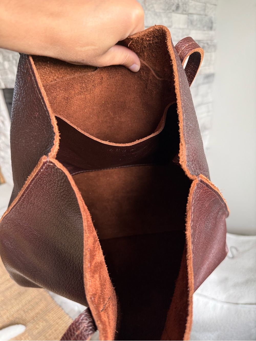 Portland Leather Goods August Tote - Picture 4 of 4